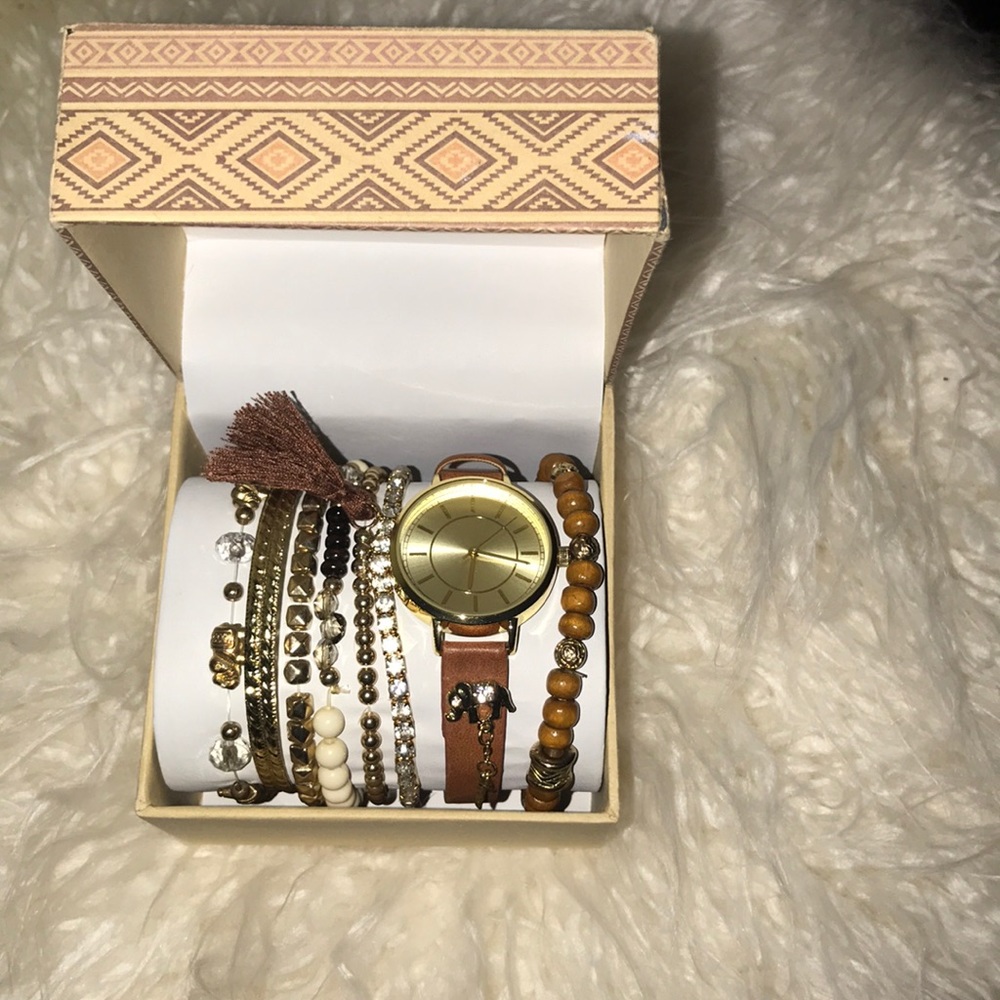 Francesca’s Box of Jewelry